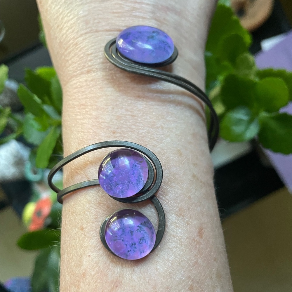 Vintage Purple & Black Bracelet - Picture 2 of 4